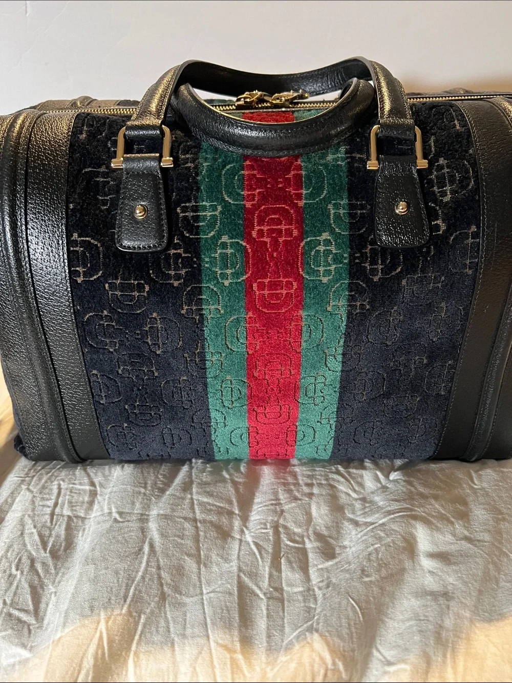 N/A stylish black